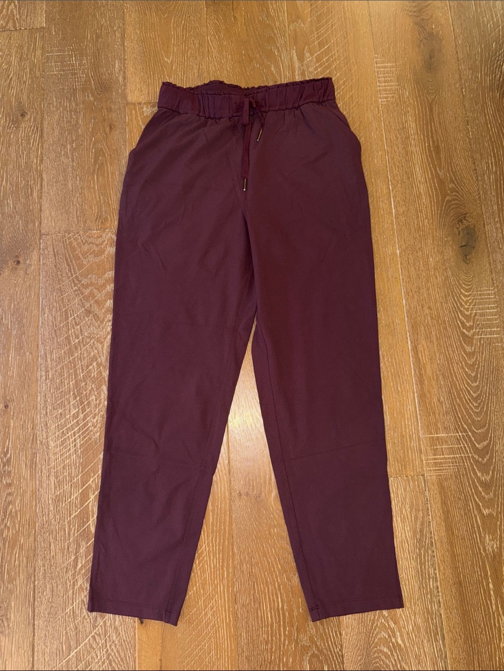 Women’s Burgundy Drawstring Tapered Pants
